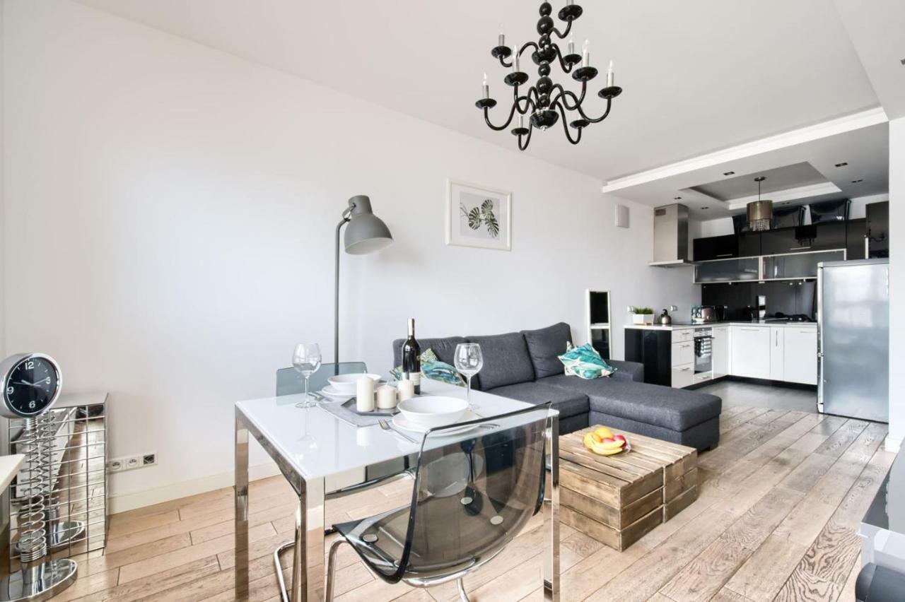 Warsaw Night Apartments Siedmiogrodzka المظهر الخارجي الصورة